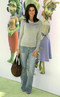 Jennifer Taylor feet photo thumbnail