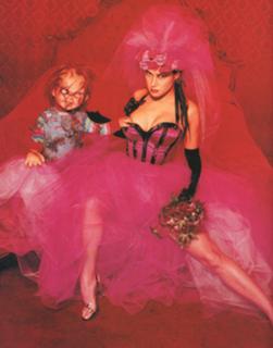 Jennifer Tilly feet photo thumbnail
