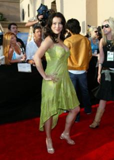 Jennifer Tilly feet photo thumbnail