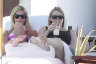 Jennifer Tisdale feet photo 2