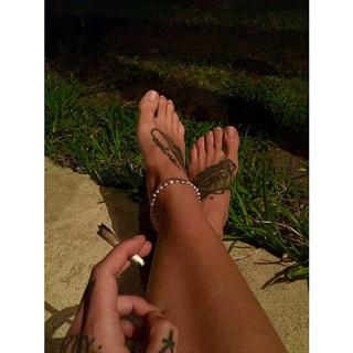 Jennifer Weist feet photo 7