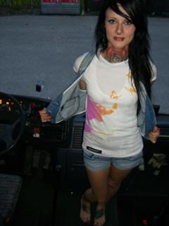Jennifer Weist feet photo 11