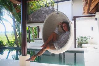 Jennifer Weist feet photo 13