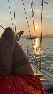 Jennifer Weist feet photo 8