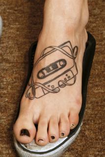 Jennifer Weist feet photo 8
