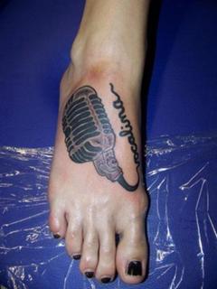 Jennifer Weist feet photo 7