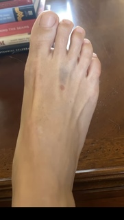 Jennifer Wenger feet photo 1