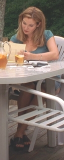 Jennifer Westfeldt feet photo 4
