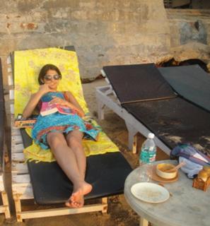 Jennifer Winget feet photo thumbnail