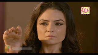Jennifer Winget feet photo thumbnail