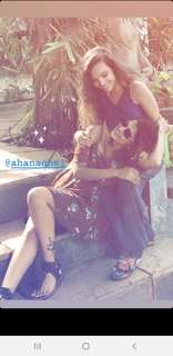 Jennifer Winget feet photo thumbnail