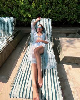 Jennifer Winget feet photo thumbnail