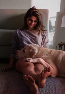 Jennifer Winget feet photo thumbnail