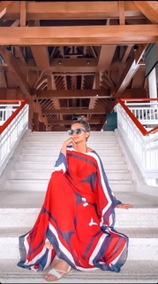 Jennifer Winget feet photo thumbnail