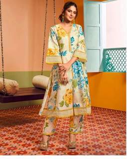Jennifer Winget feet photo thumbnail