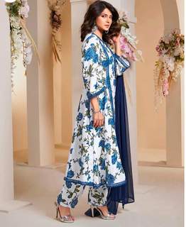 Jennifer Winget feet photo thumbnail