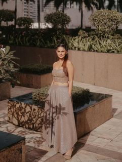 Jennifer Winget feet photo thumbnail