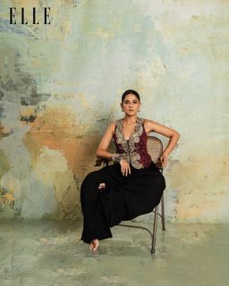 Jennifer Winget feet photo thumbnail