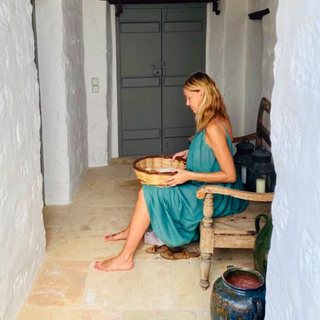 Jenny Balatsinou feet photo 1