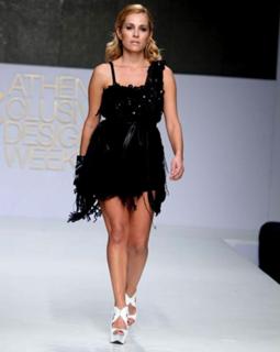 Jenny Botsi feet photo 9