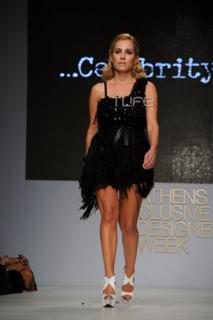 Jenny Botsi feet photo 3