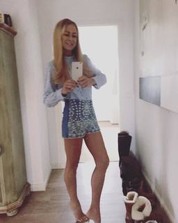 Jenny Elvers feet photo thumbnail