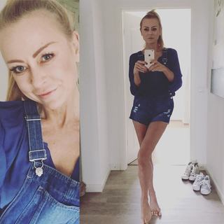 Jenny Elvers feet photo thumbnail
