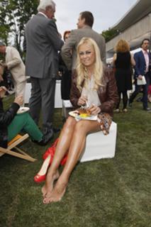 Jenny Elvers feet photo thumbnail