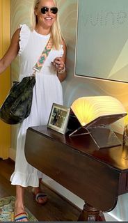 Jenny Grumbles feet photo 8