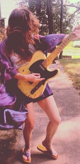 Jenny Lewis feet photo 4