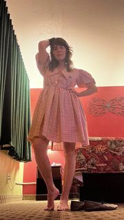 Jenny Lewis feet photo 1