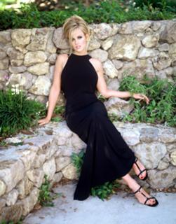 Jenny McCarthy-Wahlberg feet photo thumbnail