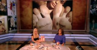 Jenny McCarthy-Wahlberg feet photo thumbnail