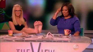 Jenny McCarthy-Wahlberg feet photo thumbnail