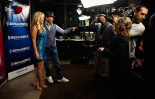 Jenny McCarthy-Wahlberg feet photo thumbnail