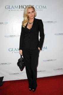Jenny McCarthy-Wahlberg feet photo thumbnail