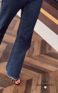 Jenny Melita feet photo 8