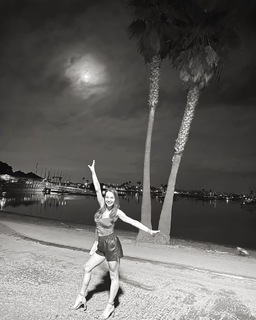 Jenny Milkowski feet photo 2