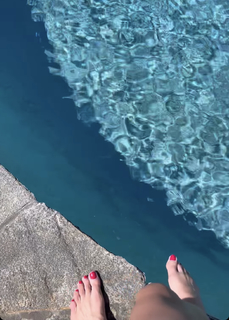 Jenny Milkowski feet photo 3
