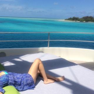 Jenny Mollen feet photo 13