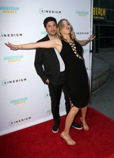 Jenny Mollen feet photo 15
