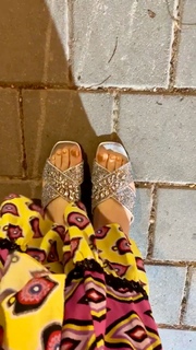Jenny Mollen feet photo 15