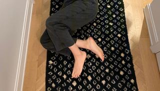 Jenny Mollen feet photo 7