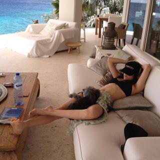 Jenny Mollen feet photo 20