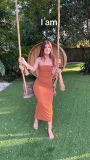 Jenny Popach feet photo thumbnail