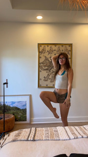 Jenny Popach feet photo thumbnail