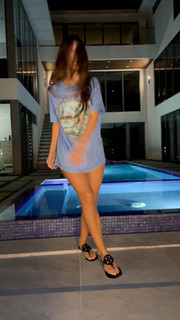 Jenny Popach feet photo thumbnail