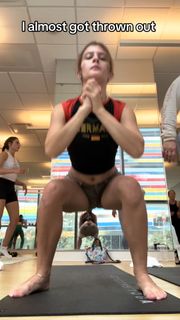 Jenny Popach feet photo thumbnail