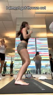 Jenny Popach feet photo thumbnail