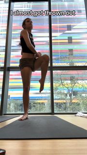 Jenny Popach feet photo thumbnail